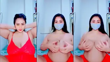 Tante Azza Live Remas Toket Goyang Basah Hot poster